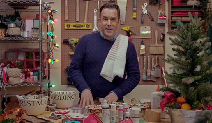 holiday-home-makeover-with-mr-christmas-netflix-season-1-release-date.jpg